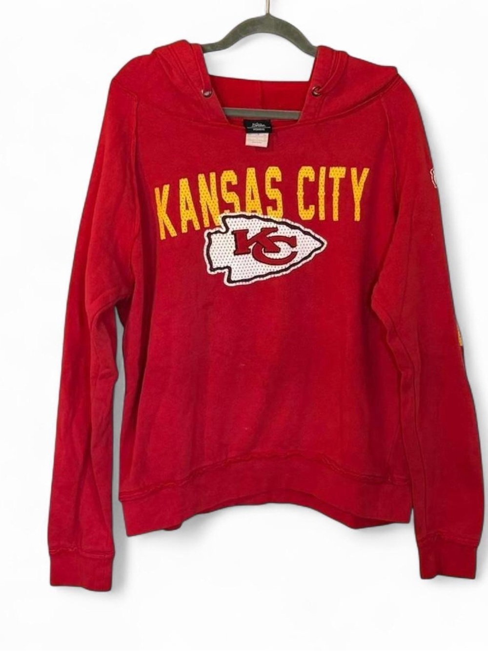 NFL Kansas City Chiefs Women's Red Pullover with Yellow Logo Accents XL
